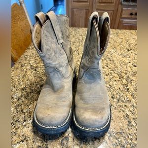 ARIAT FATBABY WOMENS SIZE 39 M